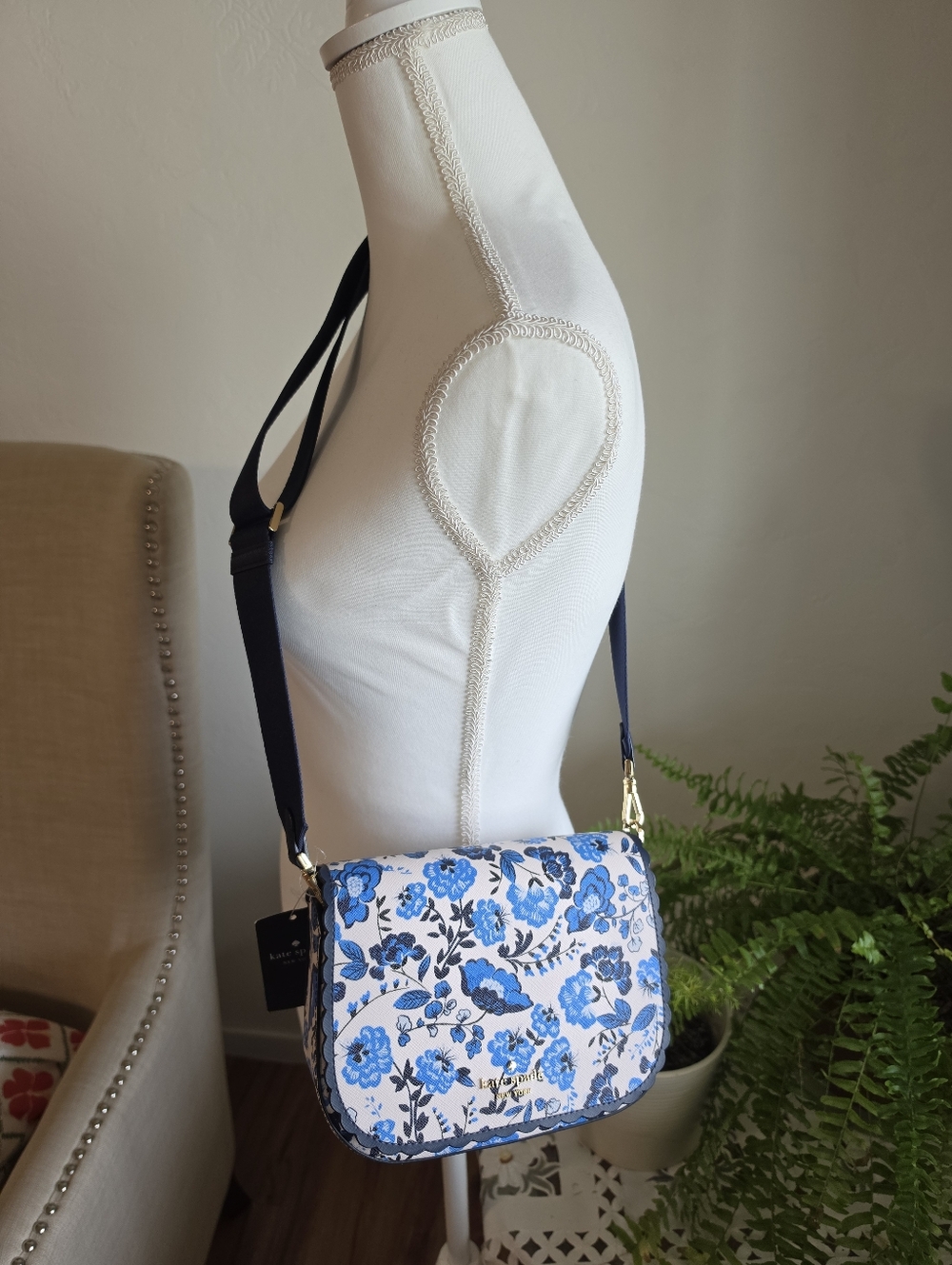 Kate Spade New York Madison Peacock Floral Printed Saddle Bag - Picture 6 of 11